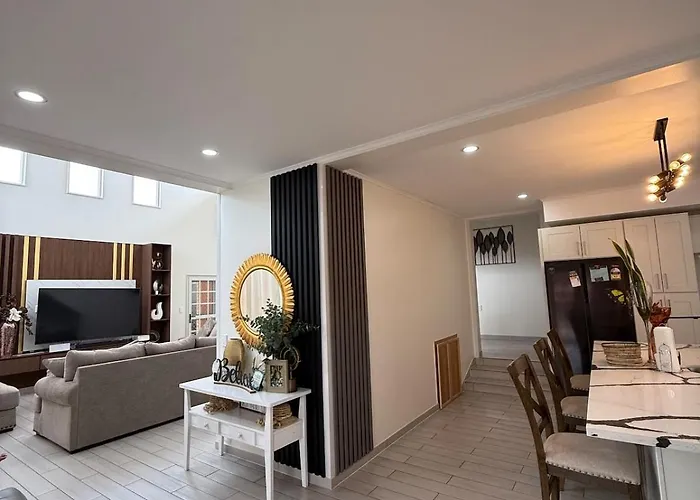 Modern 4-Bedroom House In Apia